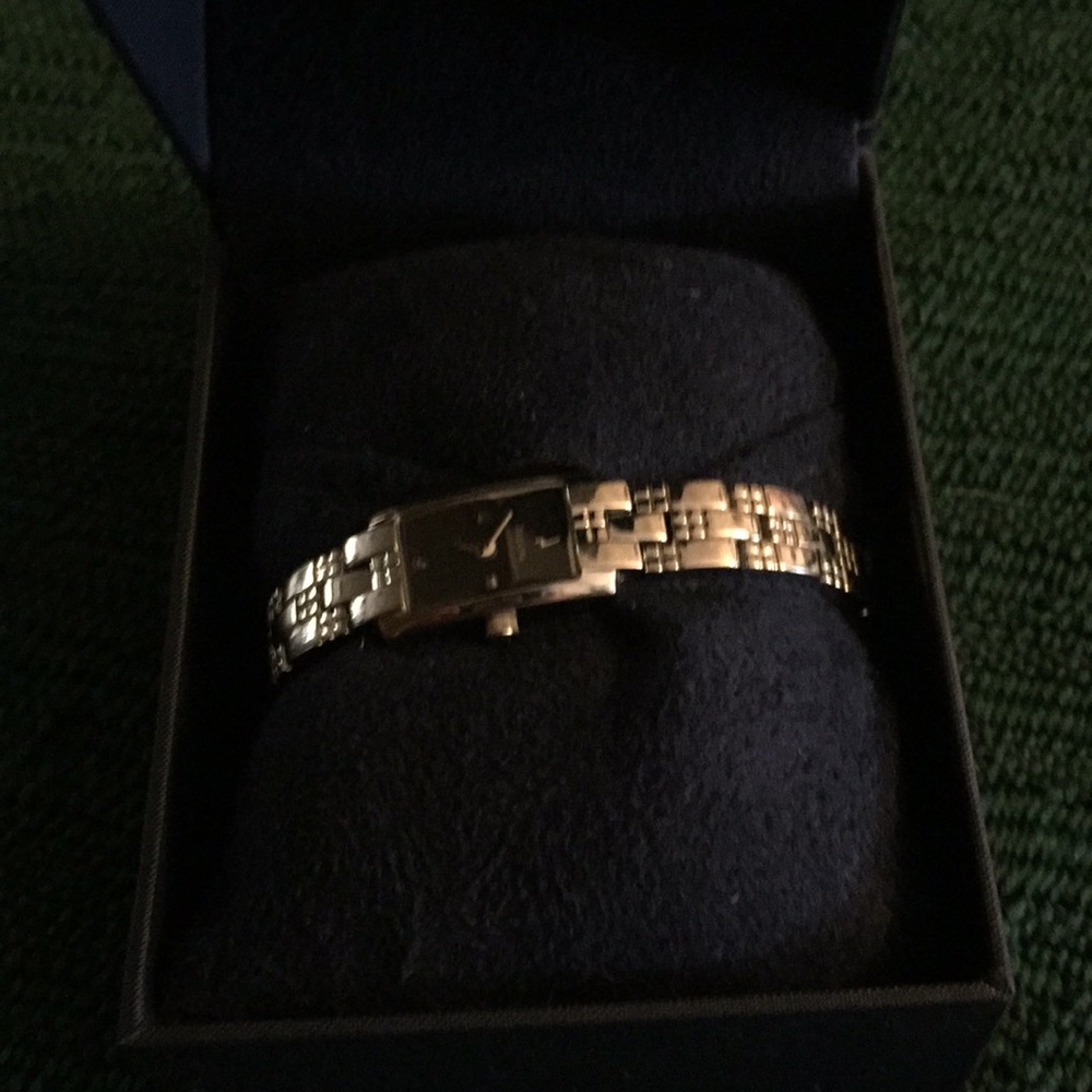 Watch - Picture 2 of 2